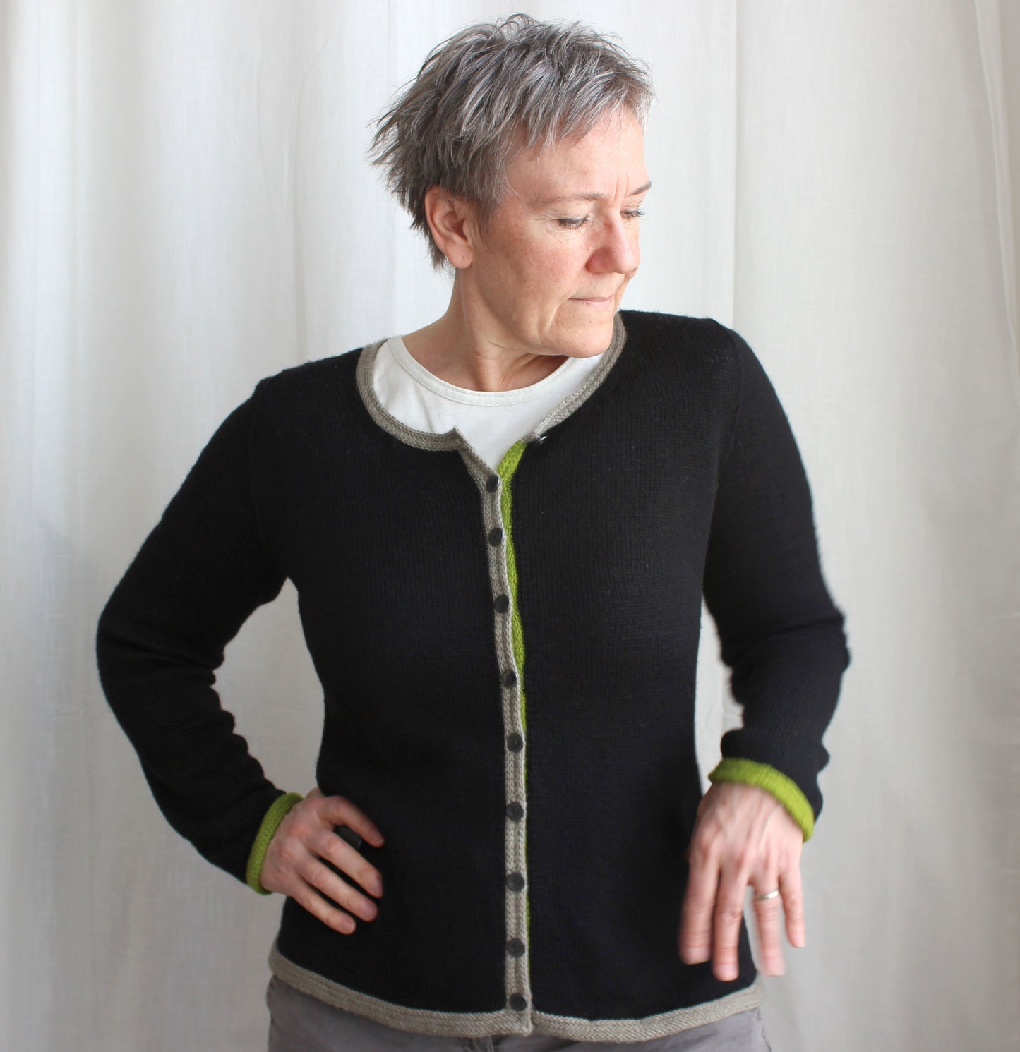 Åsa Tricosa Ziggurats: 16 Elegantly Seamless Knits