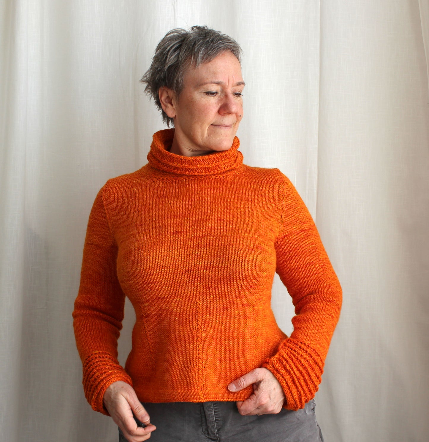 Åsa Tricosa Ziggurats: 16 Elegantly Seamless Knits