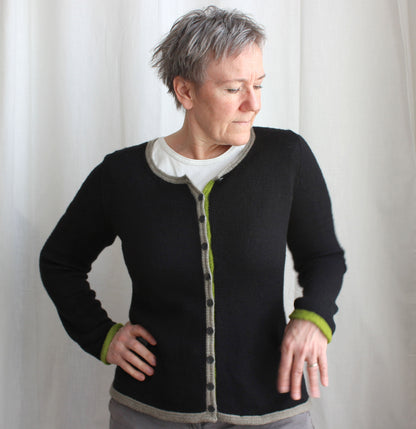 Åsa Tricosa Ziggurats: 16 Elegantly Seamless Knits