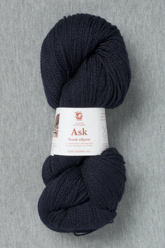 Hillesvåg Ask 6105 Dark Navy Blue (Bag of 10)